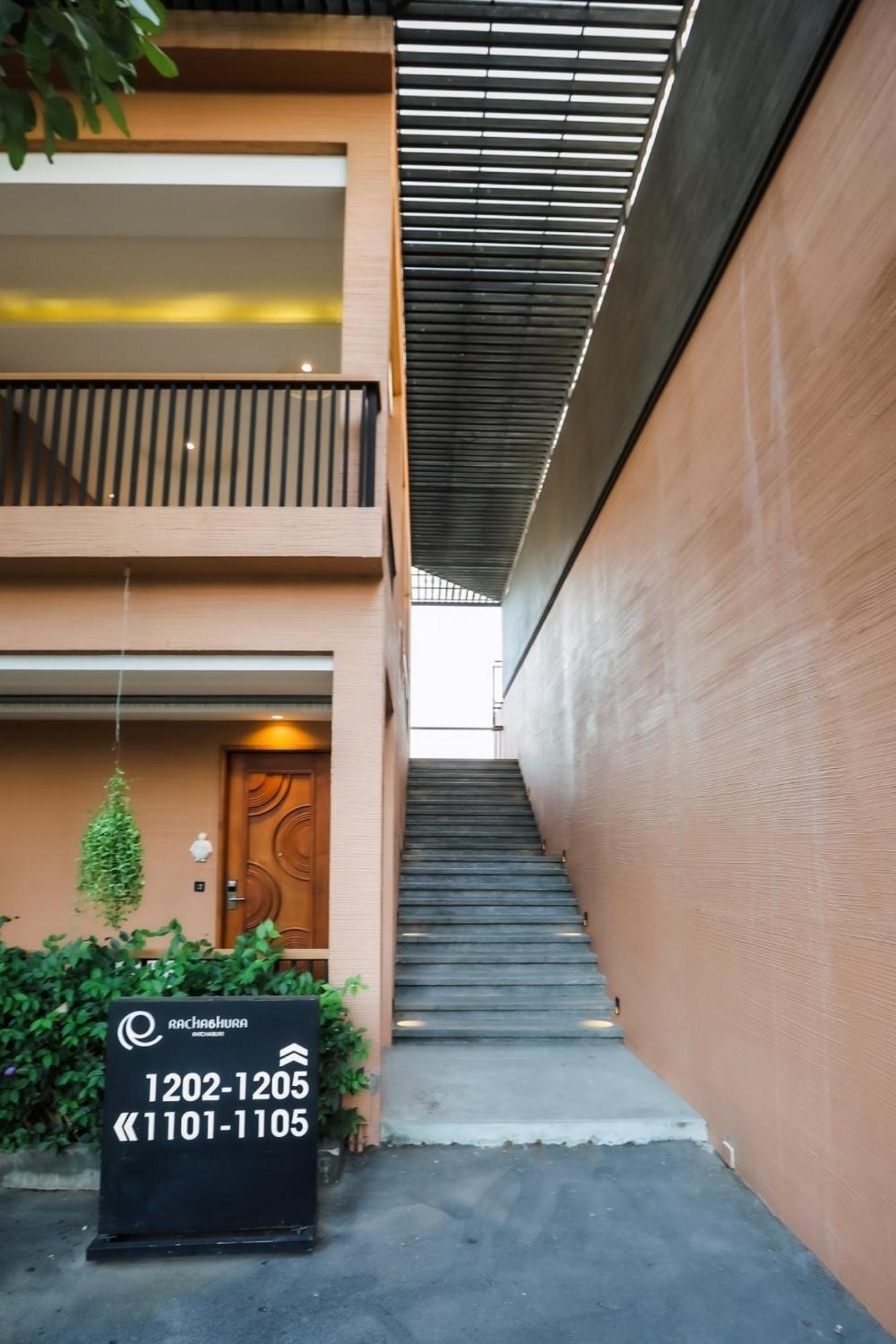 Rachabhura Hotel Ratchaburi Exterior photo